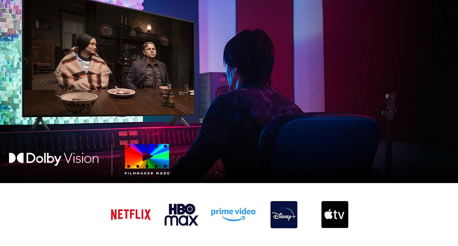 Režiser ispred kontrolne table montira film „Ubistva pod cvetnim mesecom” na LG QNED TV-u. U donjem levo uglu nalaze se logotip Dolby Vision i logotip FILMMAKER MODE. Ispod slike su logotipi za Netflix, HBOmax, Prime Video, Disney Plus, Apple TV i LG Channels. 