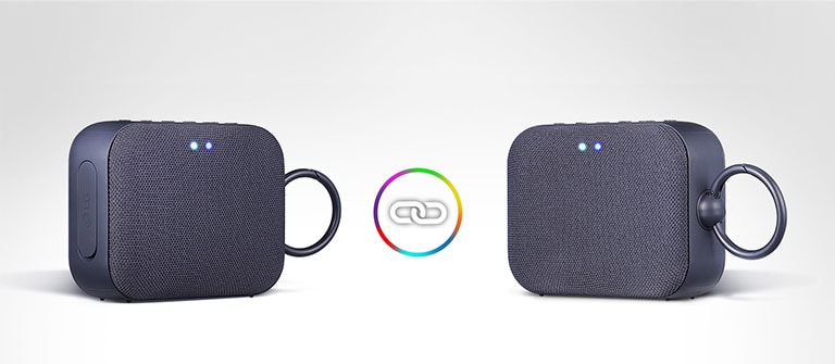 Dva zvučnika PN1, jedan sa leve, a drugi sa desne strane, blago okrenuta jedan prema drugom. Između dva proizvoda PN1 nalazi se logotip u vidu dva kruga ukrštena u sklopu velike duge.