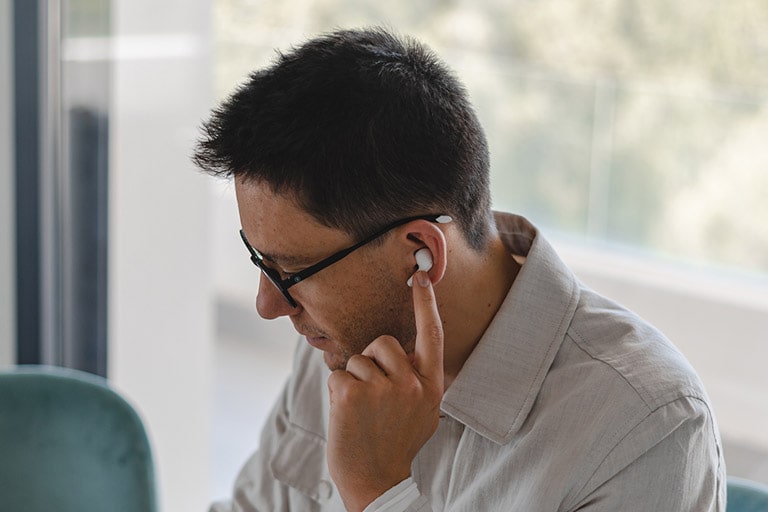 AV-TONEFree-31-Gallery-Module-02-02-Mobile