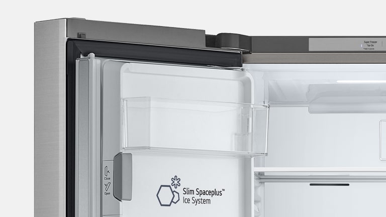 Unutrašnjost frižidera prikazuje Slim SpacePlus™
