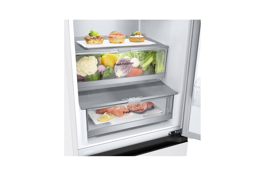 LG Kombinovani frižider sa donjim zamrzivačem, DoorCooling+™ tehnologija, kapacitet 387L, Prikaz detalja ručke, GBV7280CSW, thumbnail 3