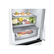 LG Kombinovani frižider sa donjim zamrzivačem, DoorCooling+™ tehnologija, kapacitet 387L, Prikaz detalja ručke, GBV7280CSW, thumbnail 3