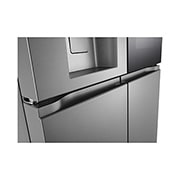 LG InstaView™ Multi-Door frižider, DoorCooling+™ tehnologija, ThinQ™, kapacitet 646L, Prikaz detalja ručke, GMK961PY5E, thumbnail 6
