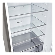LG Kombinovani frižider sa donjim zamrzivačem, DoorCooling+™ tehnologija, ThinQ™, kapacitet 375L, Prednja gornja vrata otvorena sa pogledom na hranu, GBBSJ20DPY, thumbnail 5