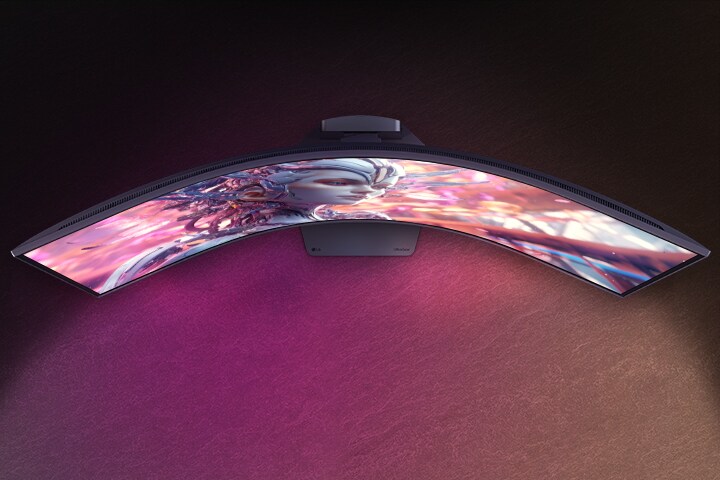 LG UltraGear gaming monitor (52G930B) with its 1000R curved design for a more comfortable and immersive viewing experience