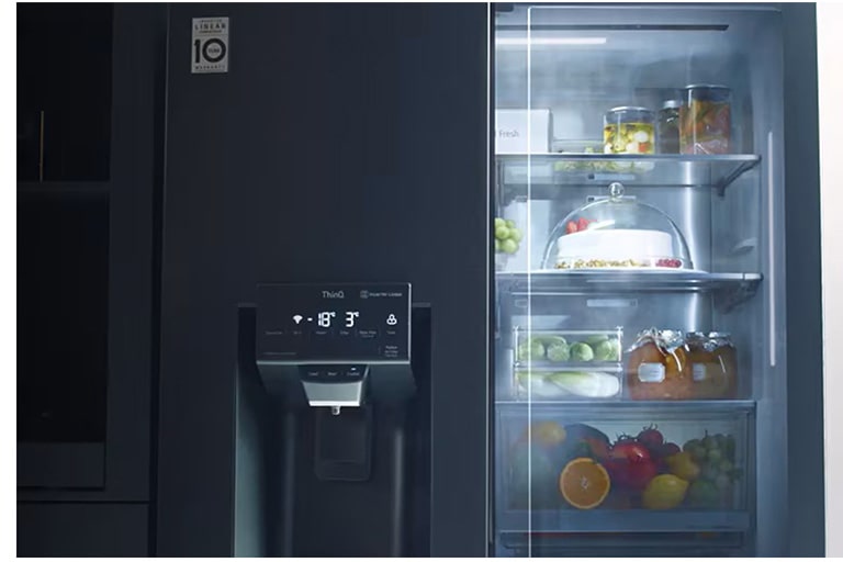 Hladan vazduh cirkuliše u svim delovima frižidera kako bi namernice bile sveže.