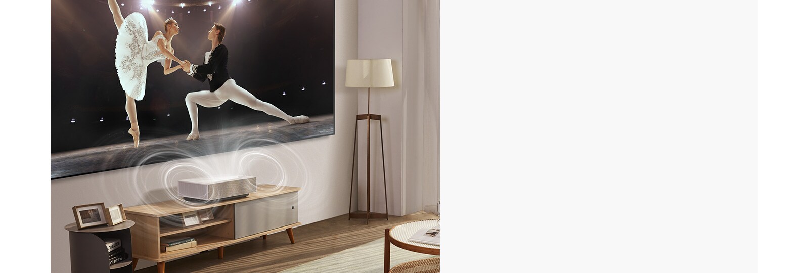 Neverovatan užitak u okružujućem zvuku uz ugrađeni stereo zvučnik 20 W + 20 W.