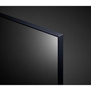 LG 43'' (108 cm) 4K HDR Smart UHD TV, close-up view of panel, 43UQ81003LB, thumbnail 7