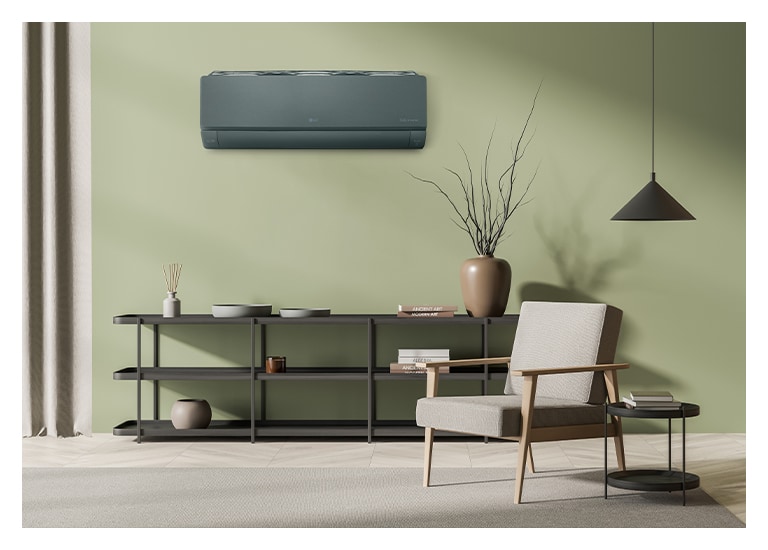 темно-зеленого