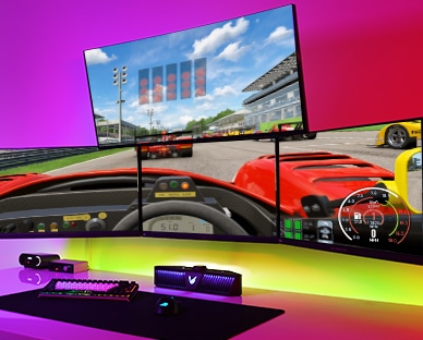 Внешний вид игровой колонки LG UltraGear в игровой комнате в розовом тоне.