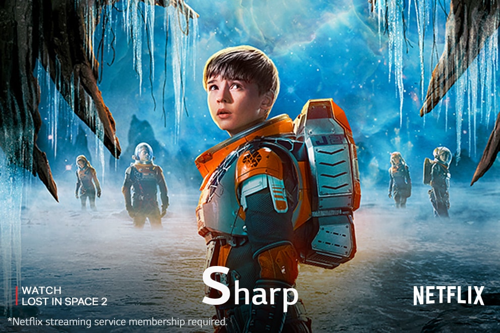 Сцена из «Затерянных в космосе 2» с надписью «Четкий»