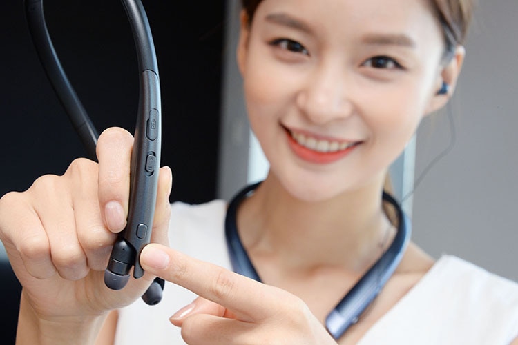 LG TONE Platinum SE