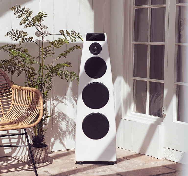 AV-TONEFree-FN6-04-MERIDIAN-History-02-01-Mobile