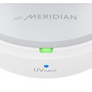 LG Беспроводные наушники LG TONE-FP9W | белые, Крупный план передней части футляра с включенной подсветкой зарядки., TONE-FP9W, thumbnail 10