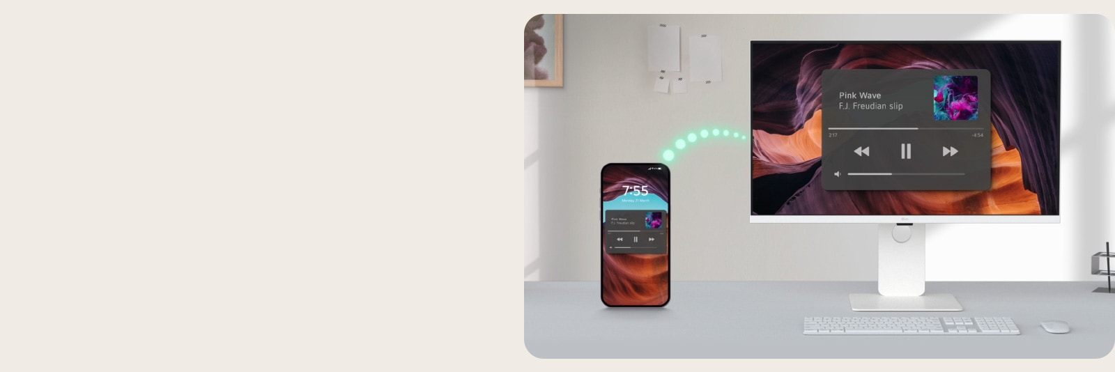 Монитор LG MyView Smart Monitor подключается к различным смарт-устройствам, таким как телефоны и планшеты, беспроводным способом. Экран телефона или планшета четко отображается на мониторе.