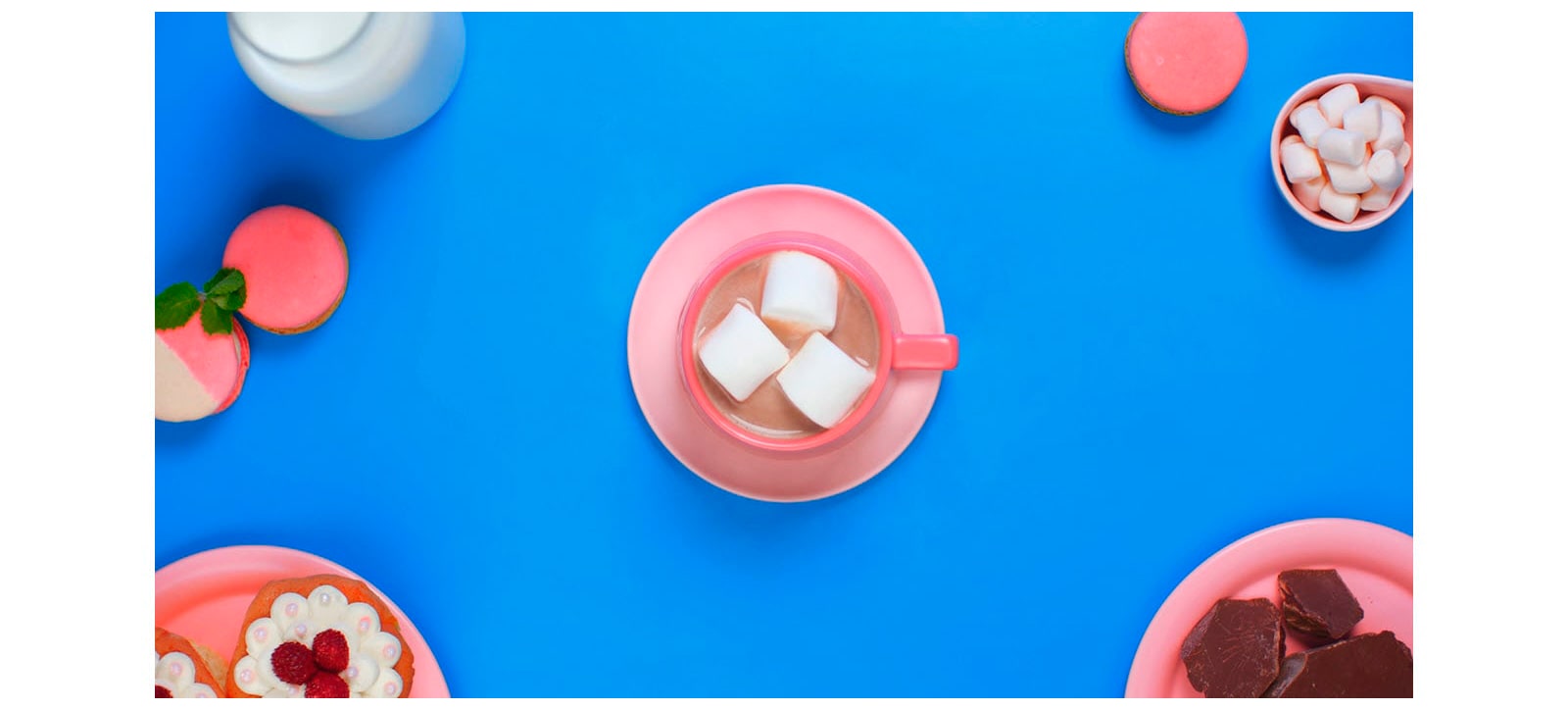 На анимации показана технология равномерного разогрева LG Neochef в процессе приготовления горячего шоколада.