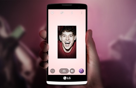 Виртуальная вспышка фронтальной камеры 