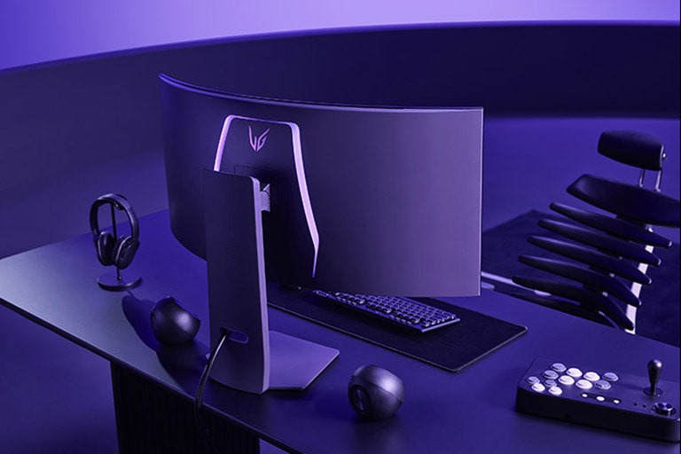 Изображение изделия с включенной задней подсветкой.