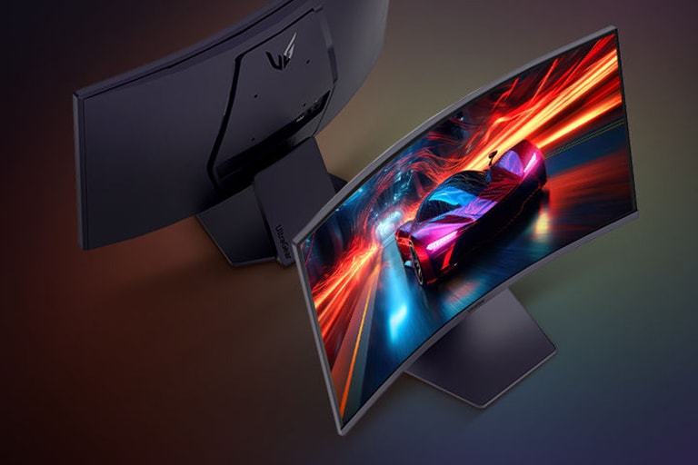 Изогнутый игровой монитор LG UltraGear™ 1000R 32GS60QC	
