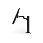 LG 31.5'' UHD 4K Монитор LG 32UN880K-B IPS Ergo c USB-C, вид сбоку с наклоненным вперед монитором, 32UN880K-B, thumbnail 9