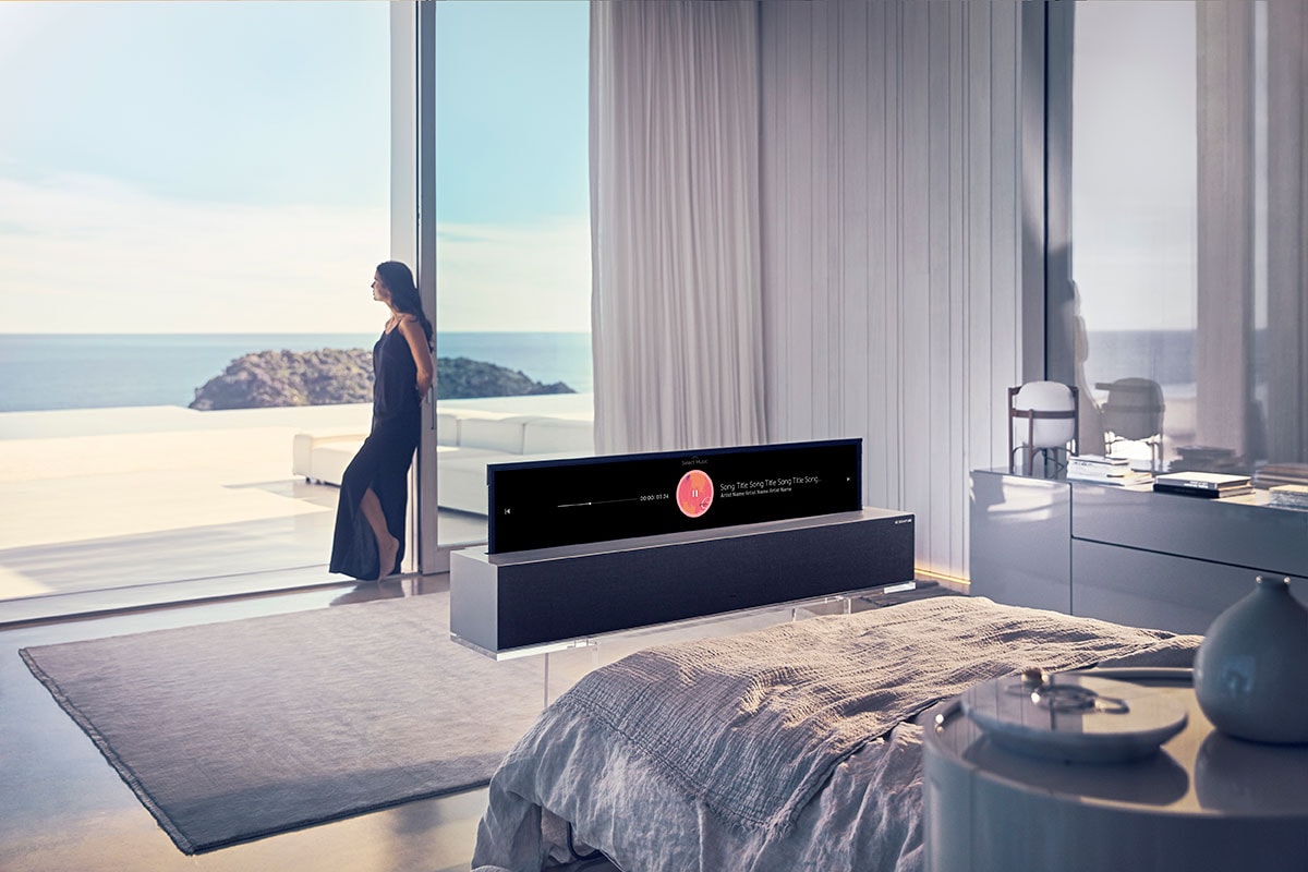 Телевизор LG Signature 65 OLED R 2021
