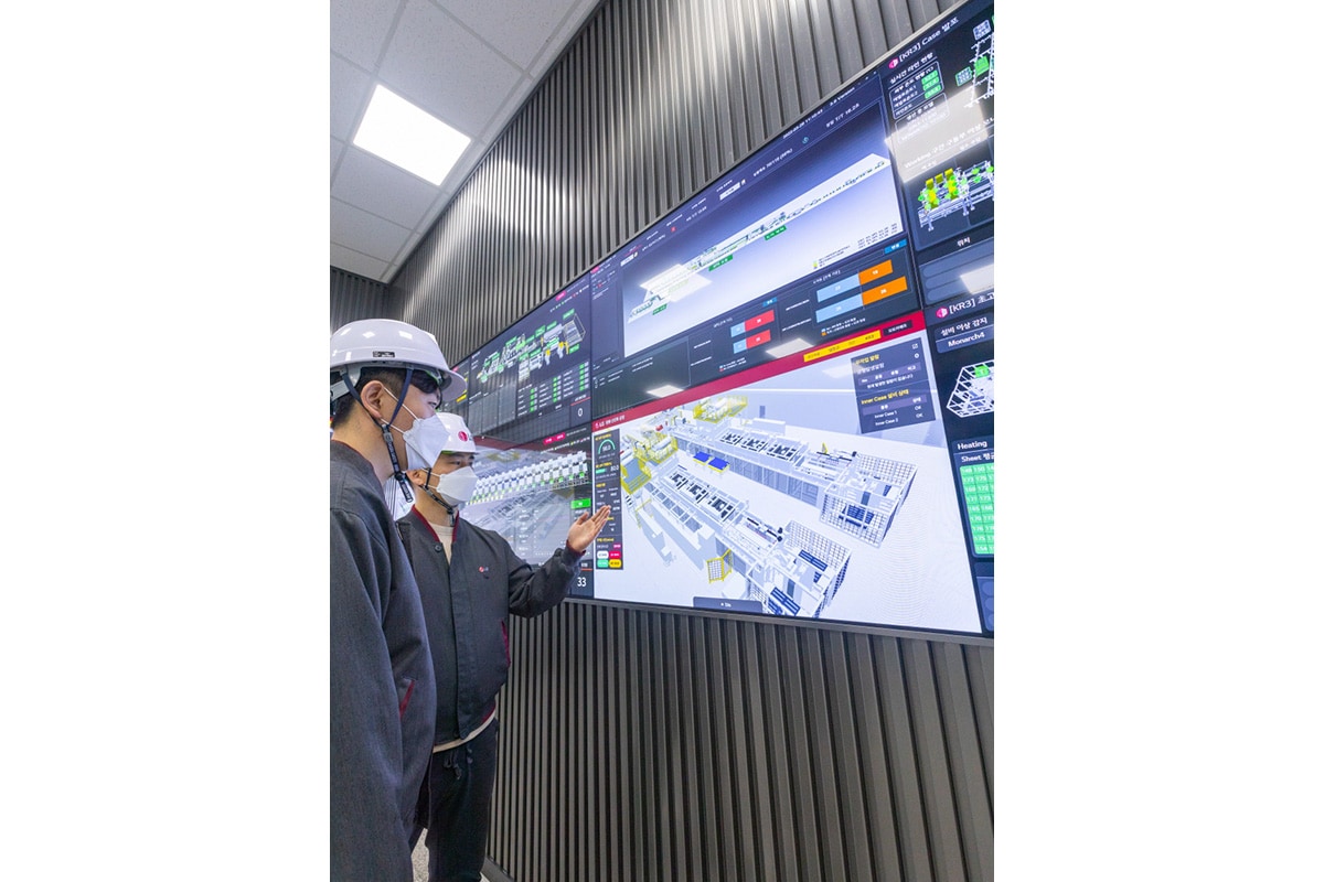 LG Smart Park назван ‘Lighthouse factory’ как лидер в области инновационных производственных технологий.