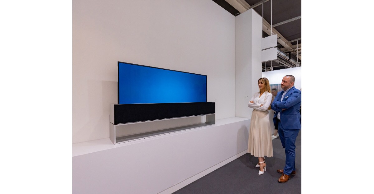 Медиаискусство Аниша Капура представлено на LG SIGNATURE OLED R в Базеле
