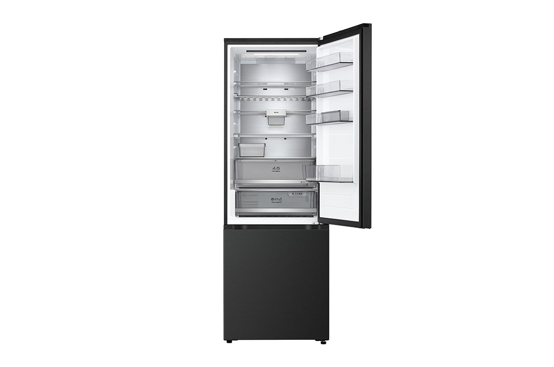 LG Холодильник LG GC-B640FTKM | C нижней морозильной камерой | Объем 513 л | Черный, Холодильник GC-B640FTKM вид спереди, верхняя дверь открыта, пустые полки, GC-B640FTKM, thumbnail 7