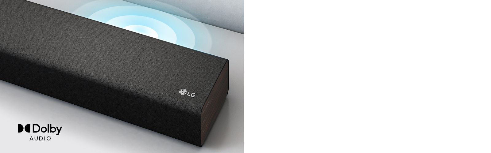 Саундбар LG на белой полке. Графическое изображение звука, исходящего из динамика. В левом углу саундбара показан логотип LG.