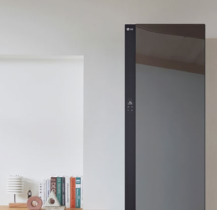 LG Styler в гостиной.