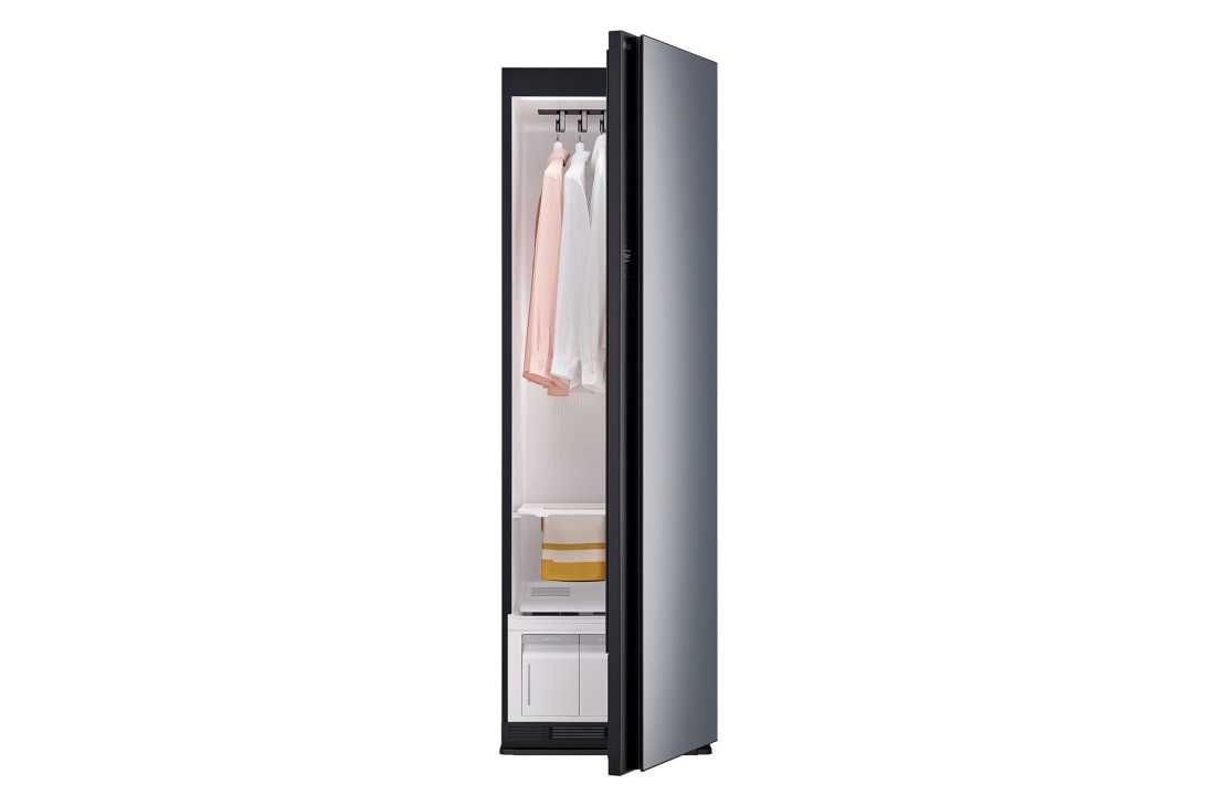 LG Паровой шкаф LG Styler SC5GMR80H | 5 вещей | Ручной отпариватель, Паровой шкаф LG Styler SC5GMR80H с приоткрытой дверью с женской одеждой внутри, SC5GMR80H, thumbnail 8