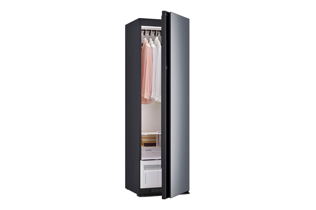 LG Паровой шкаф LG Styler SC5GMR80H | 5 вещей | Ручной отпариватель, Паровой шкаф LG Styler SC5GMR80H с приоткрытой дверью с женской одеждой внутри, SC5GMR80H, thumbnail 9