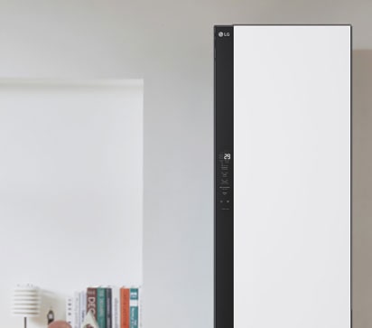 LG Styler в гостиной.