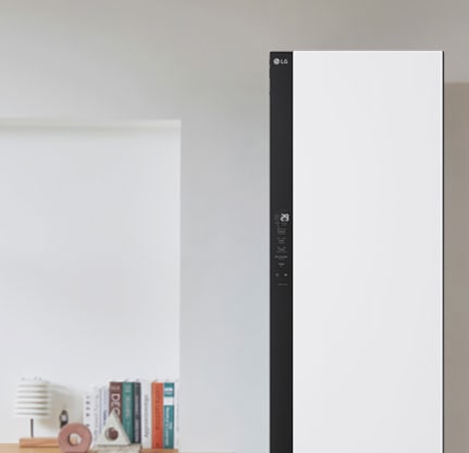 LG Styler в гостиной.