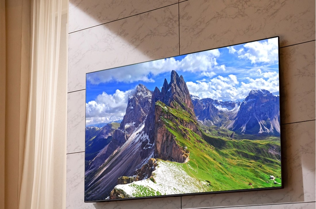 LG 4K NanoCell телевизор 49'' LG 49NANO806NA, Люди смотрят телевизор, 49NANO806NA, thumbnail 13