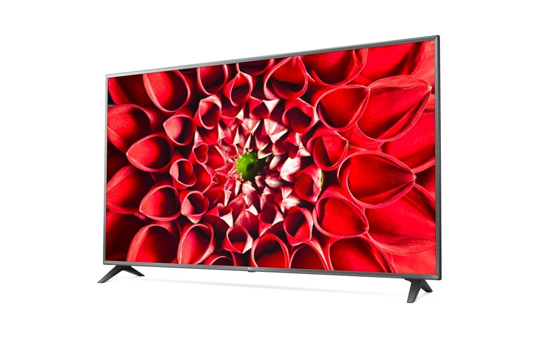 LG UN71 70'' 4K Smart UHD TV, вид сбоку под углом 30 градусов с изображением на экране, 70UN71006LA, thumbnail 2