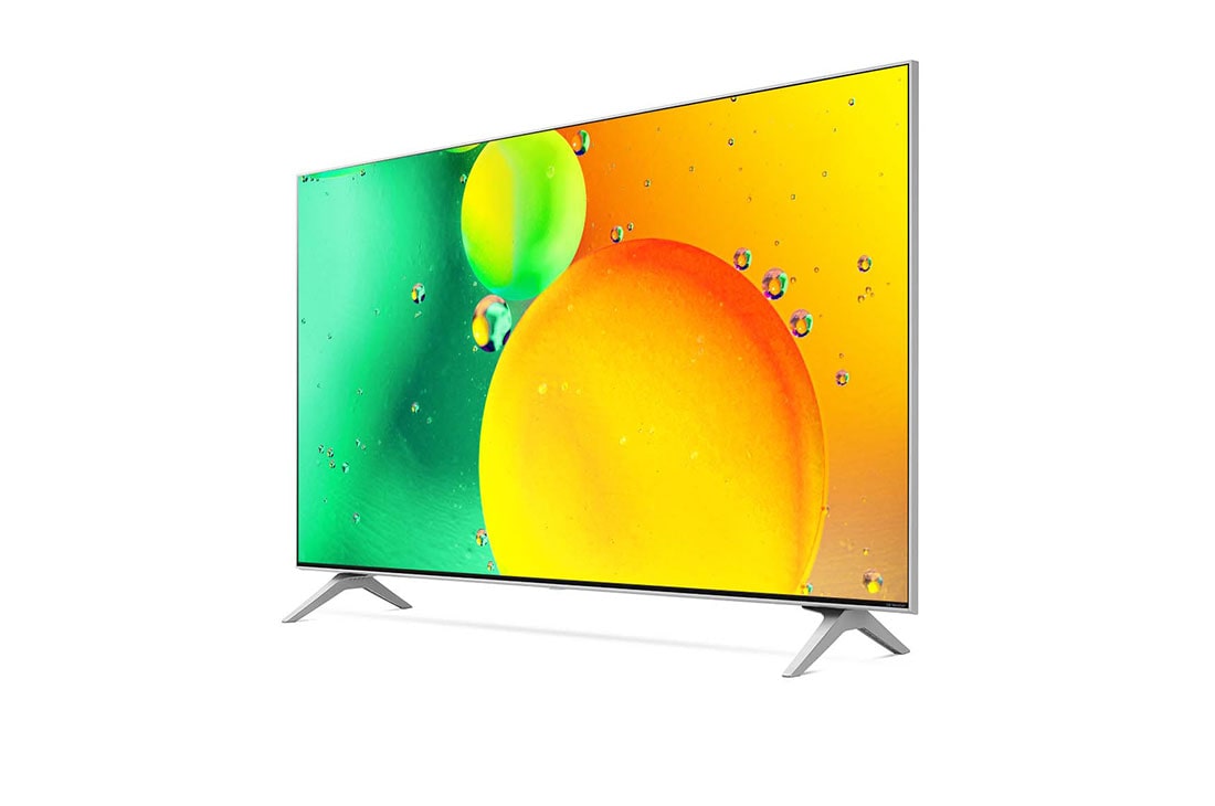 LG 4K NanoCell телевизор 43'' LG 43NANO776QA, вид под углом 30 градусов с изображением на экране, 43NANO776QA, thumbnail 3