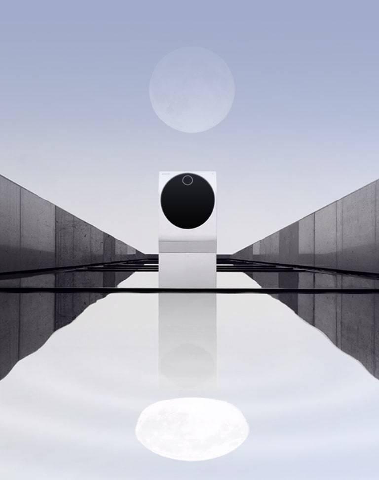 Стиральная машина LG SIGNATURE на поверхности озера.