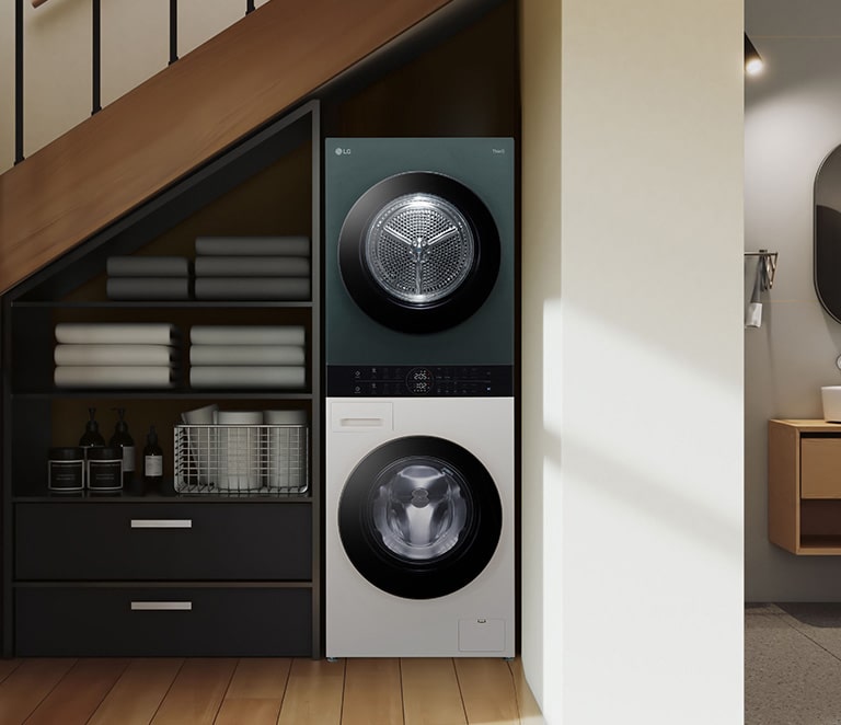This is the wall of a room that looks like a utility room. Washtower is arranged in harmony with other furniture.