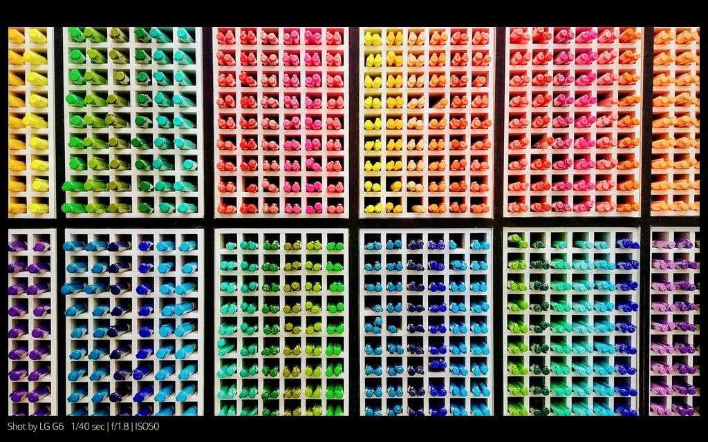 A photography of patterned multiple color pencils shot by lg g6