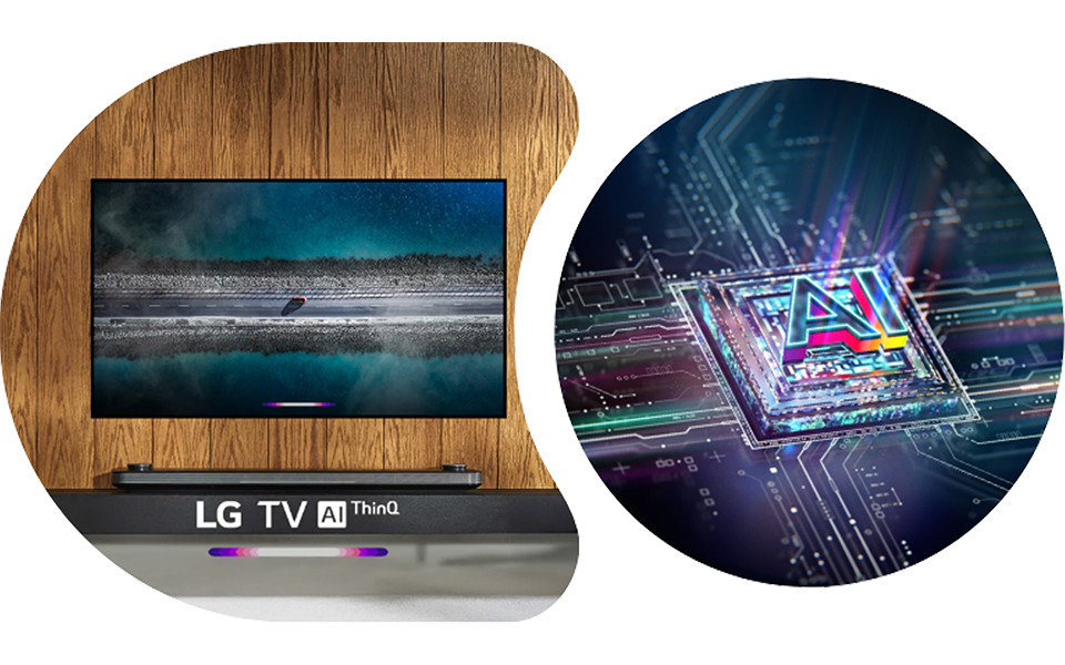 En LG TV med AI ThinQ-teknik tillsammans med en datorskärm som visar upp LG Alpha AI-processorn.