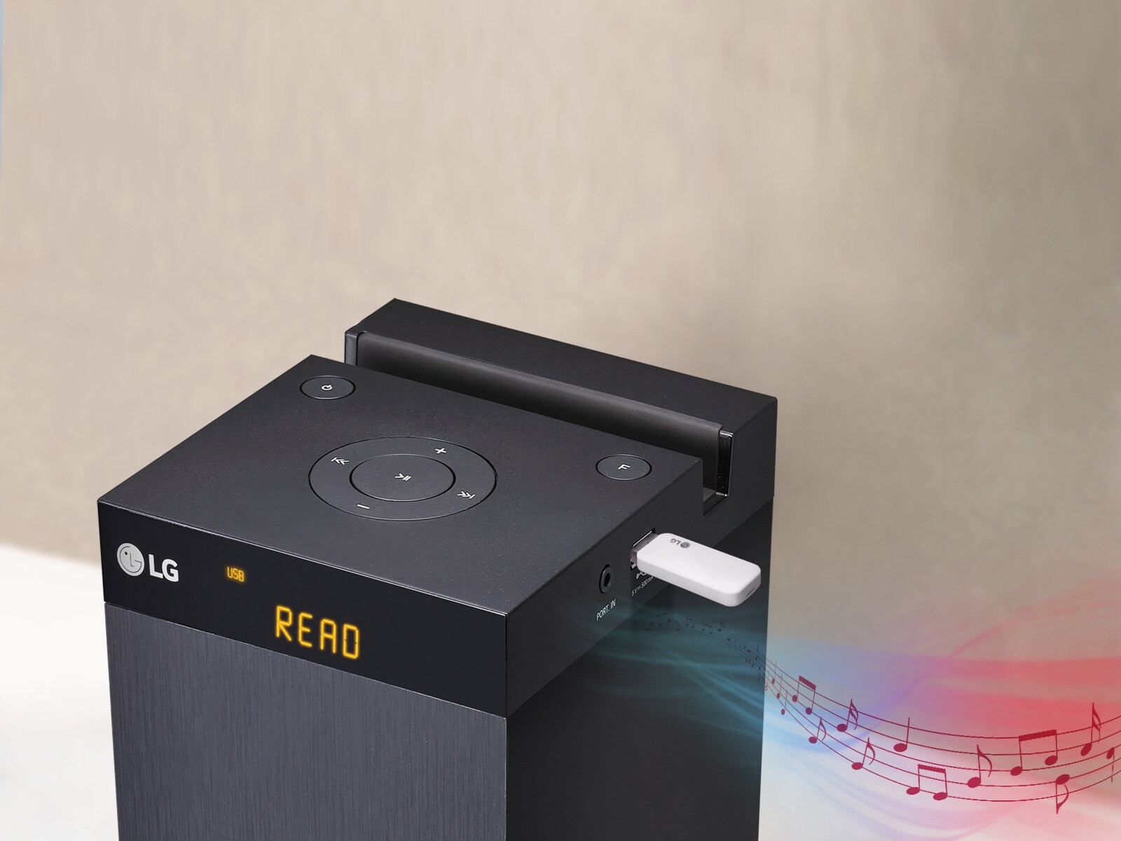 Prehrávajte hudbu a nabíjajte pripojené zariadenie1