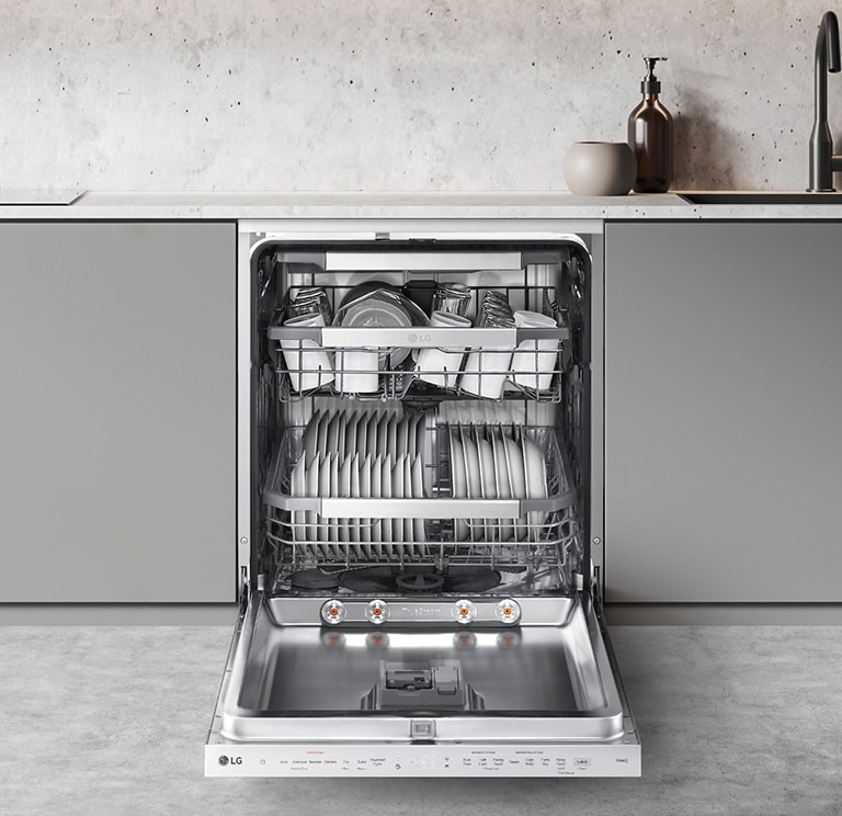 Zábery, ako upraviť stojany umývačky pre rôzne druhy riadu.