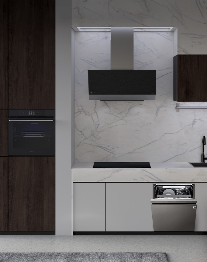 Kuchyňa s umývačkou, rúrou, digestorom a indukčnou varnou doskou LG.