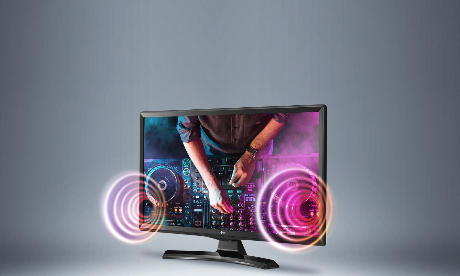 2 stereofónne reproduktory s výkonom 5 W 1