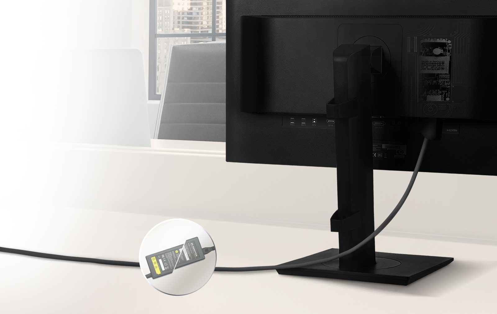 Zabudované napájanie pre usporiadané pracovisko1