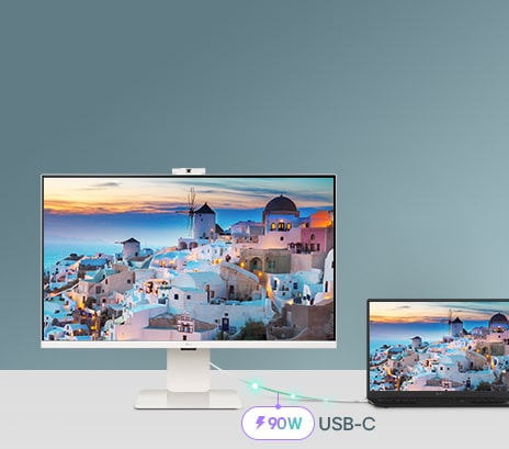Fotografia zobrazujúca inteligentný monitor pripojený k notebooku cez USB-C, ktorý slúži na nabíjanie a prenos dát.
