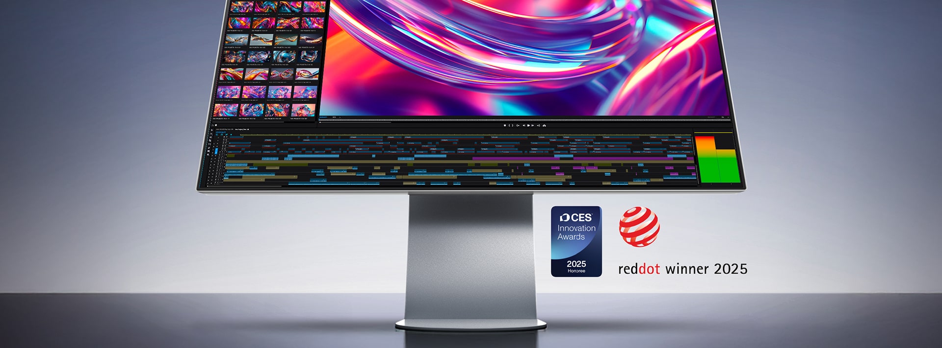 Obrázok produktu LG UltraFine™ evo 32U990A s jeho logom a logami ocenení pod ním	