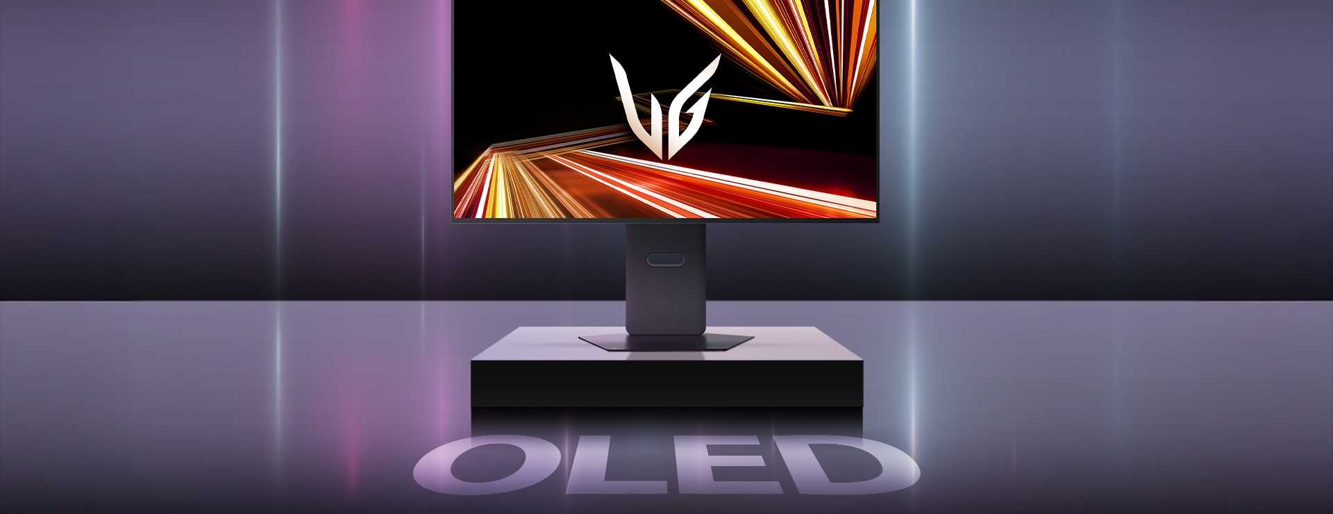 Front image of the UltraGear™ OLED 32GX850A gaming monitor. 