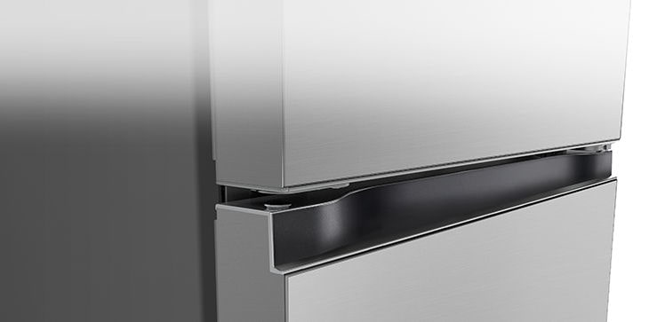 Detailný záber na zapustenú rukoväť s elegantným a minimalistickým designom.